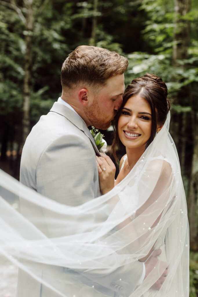 Couples photos during Hudson Valley Wedding